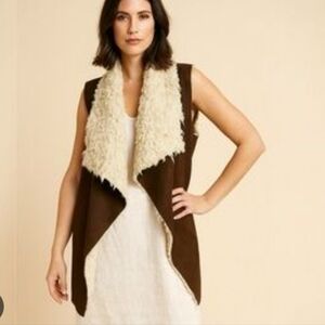 NWT Aeropostale Brown Faux Suede Vest Cream Sherpa Lining Open Front Boho Cowgir